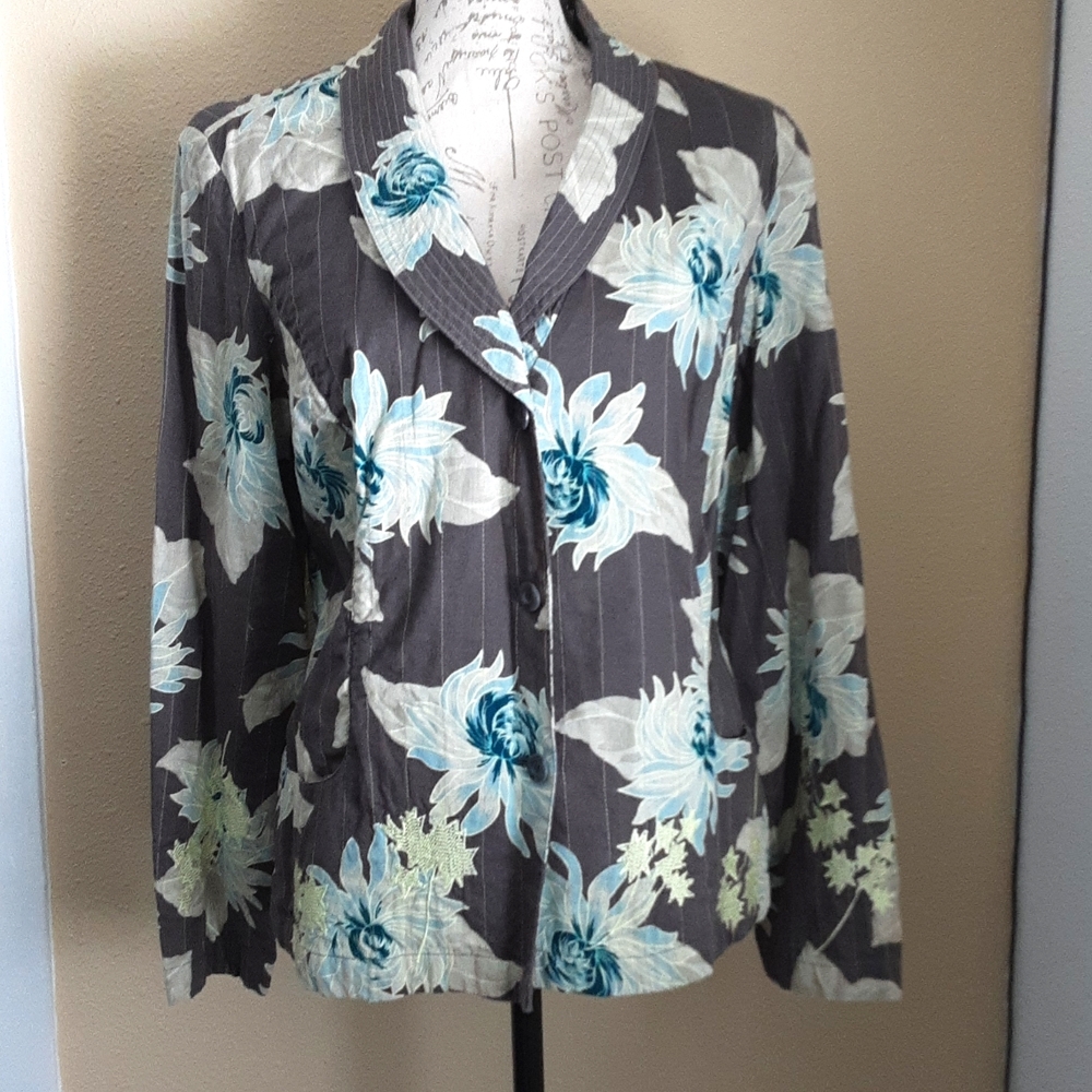 Coldwater Creek  floral blazer